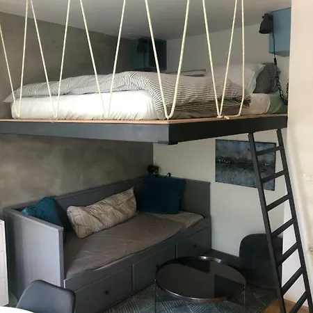 Birch On Main Square Апартаменты