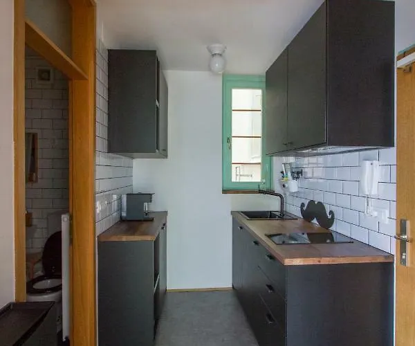 Birch On Main Square Apartment *