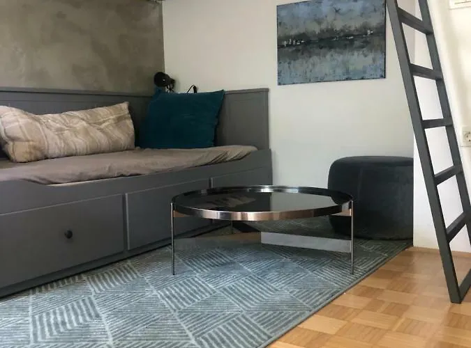 Lägenhet Birch On Main Square *